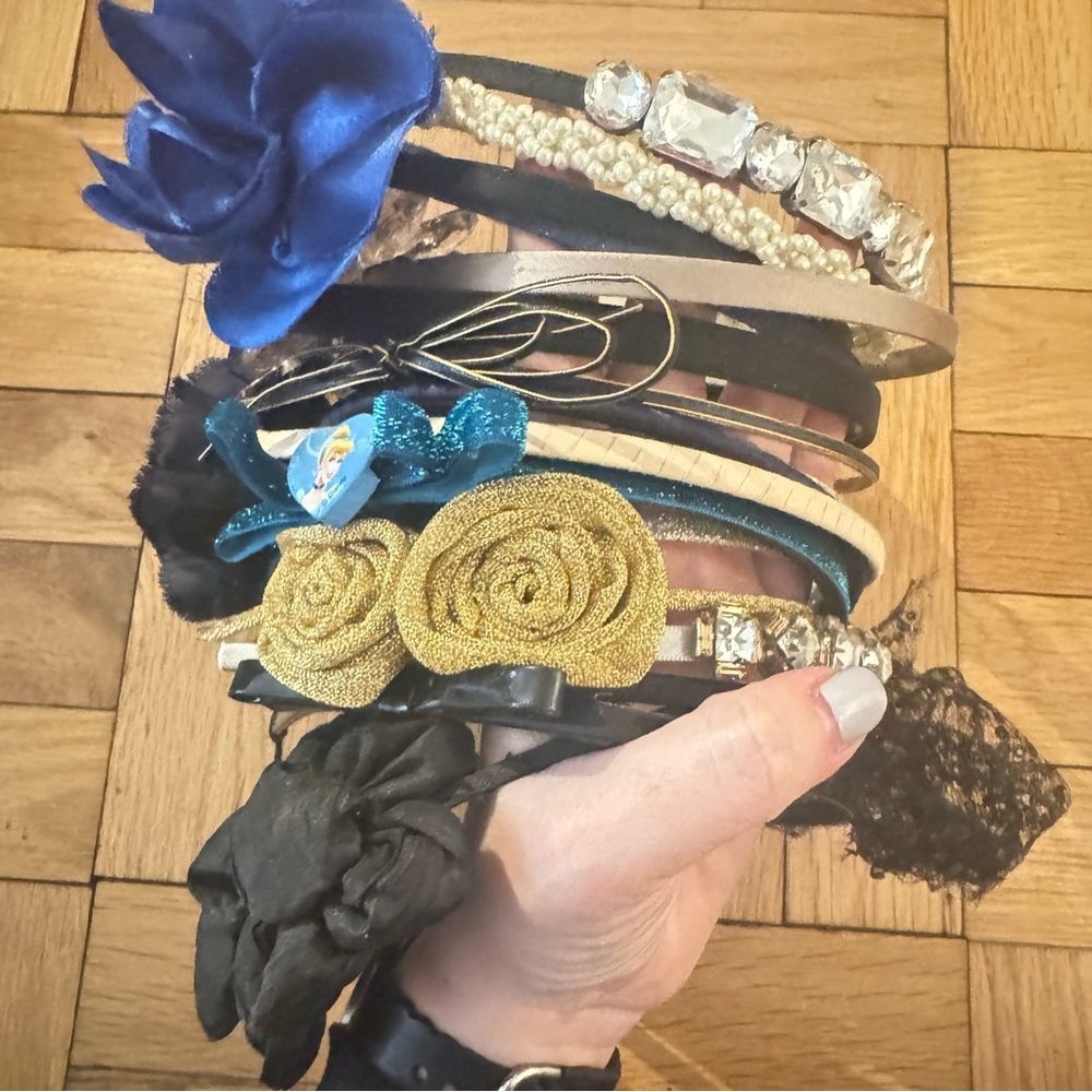 Women's Headband Lot- 17 Headbands- Various Brands and Colors